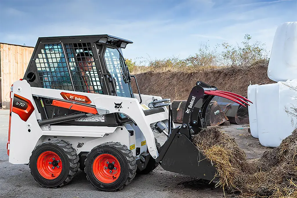 Mini Cargador Compacto Bobcat S70